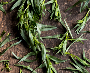 Tarragon: Uses, Benefits & Recipe Ideas